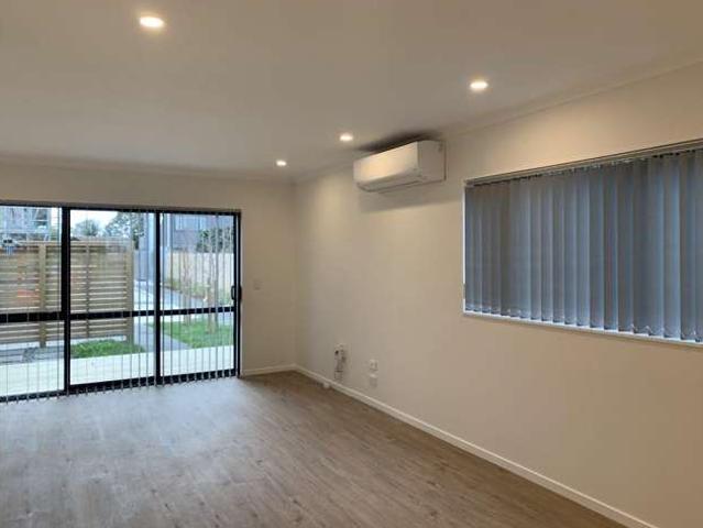 C/468 Roscommon Road, 10664, Manukau City