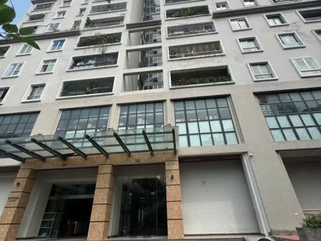 Căn chung cư F home Xuân La, Tây Hồ, 132m, tầng 4, ban công cực thoáng! Full đồ!