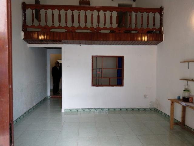 Cần cho thuê nhà nguyên căn đường Vạn Kiếp!