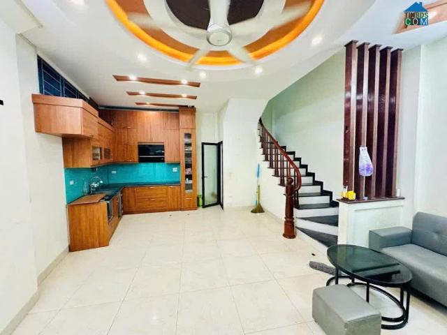 Cần cho thuê nhà riêng khu Mễ Trì Hạ, Nam Từ Liêm 40m x 5T 7 ngủ giá 15 triệu