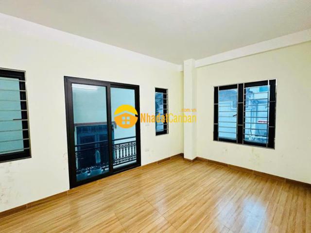 Cần cho thuê nhà riêng khu mễ trì hạ, từ liêm 40m x 5t 7 ngủ giá 15 triệu