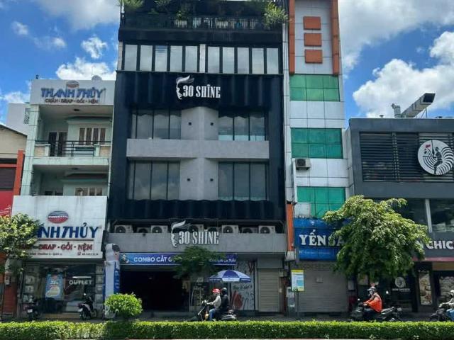Cần Cho Thuê Nhà 30shine Mặt Tiền Đường 403 405a Lê Đại Hành, Phường 11, Quận 11 TPHCM