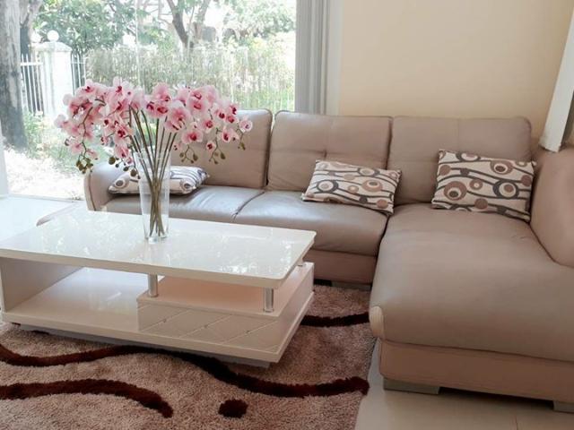 Cần cho thuê nhanh biệt thự Mỹ Giang nhà đẹp, giá rẻ nhất tại thời điểm. LH: 0917300 Ms. Hằng