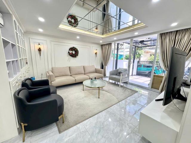 Cần cho thuê villa 4PN Mỹ Thái, Phú Mỹ Hưng Q7 Nội thất đẹp