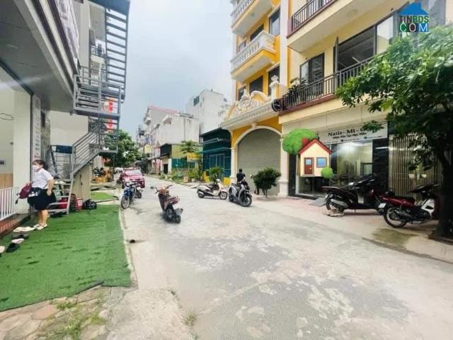 Cần Bán Nhà 5 Tầng Tại Lai Xá Kim Chung Hoài Đức
