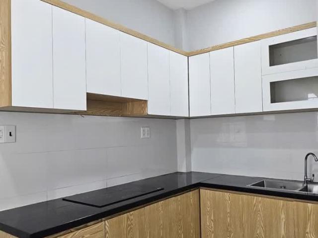 Cần bán nhà 1 tầng còn mới sạch đẹp, hẻm nhỏ đường Nguyễn Biểu, Phường Vĩnh Hải