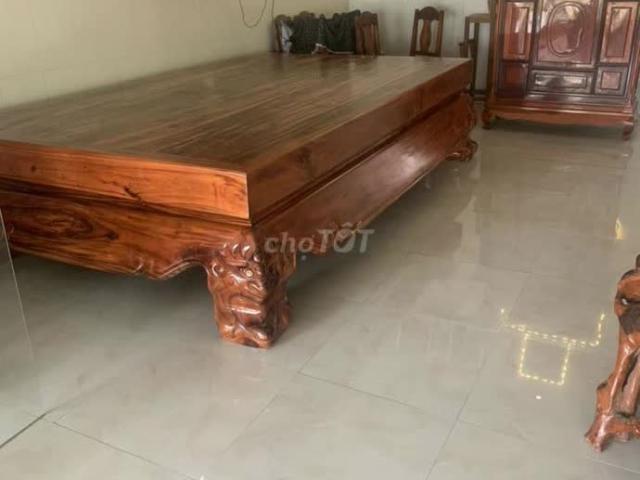 Cần bán Nhà 2 mặt tiền 142m2