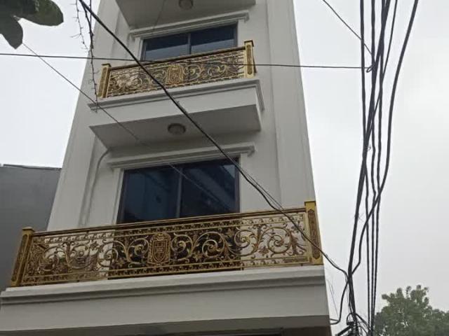 Cần bán nhà tại 229b. 4 Nguyễn văn Linh, Phúc Đồng Long Biên, Hà Nội