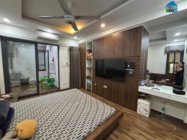 Cần Bán Nhà Trung Tâm Đống Đa An Sinh An Ninh Tốt Tiện Ích Bạt Ngàn 40M2 5 Ngủ