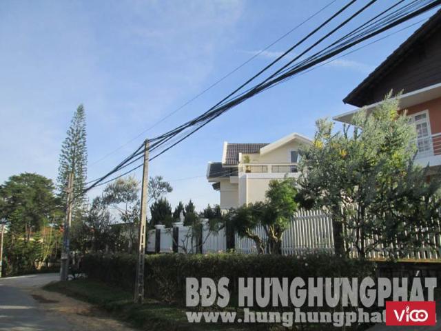Cần bán nhà biệt thự sân vườn tại đường Lý Thường Kiệt P. 09 Tp. Đà Lạt