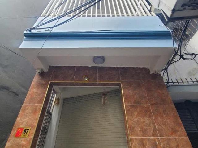 Cần Bán nhà Cầu Giấy LÔ góc, 3 thoáng, thang máy 7 tầng x45m 11 tỉ