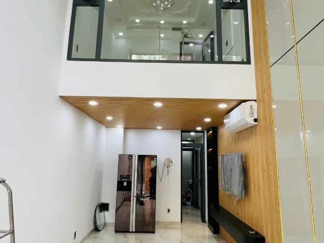 Cần bán nhà Cách Mạng Tháng 8 Quận 3 giá 8,99 TỶ t