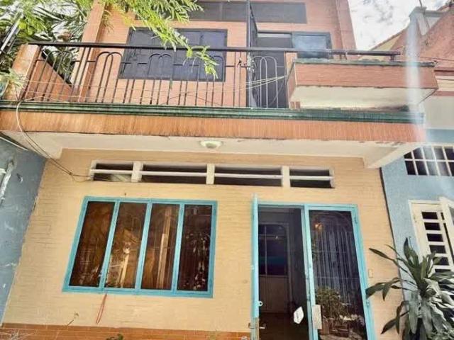 Cần bán nhà HXH Phan Đăng Lưu, P. 3, 3.2 x 19m x 2 tấm, 2 PN, 2 WC, 6.85 tỷ, TL