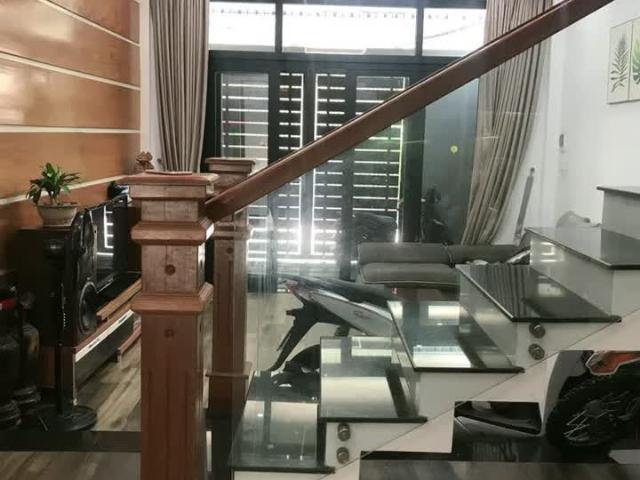 Cần bán Nhà mới, đẹp 3,5 tầng Mt Lưu Quý Kỳ, Hải Châu