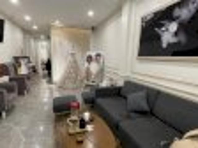Cần Bán Nhà Mặt Phố Nguyên Khiết Giá 82 Tỷ, Dt 420M2, Mt 11M