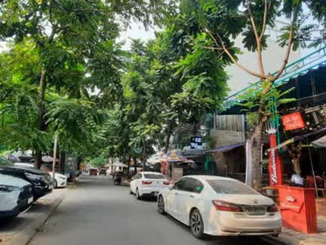 Cần bán Nhà MẶT PHỐ, Đống Đa mặt tiền 5m vị trí cực đẹp KD siêu đỉnh 18 tỷ!