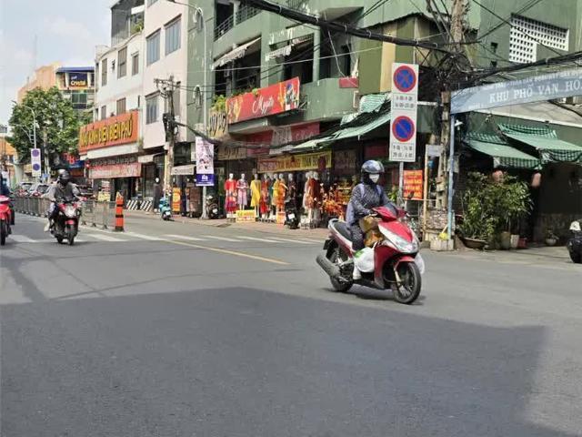 Cần bán nhà mặt tiền đường Út Tịch, P. 4, Tân Bình, 7.9m x 6.5m, giá 10.5 tỷ