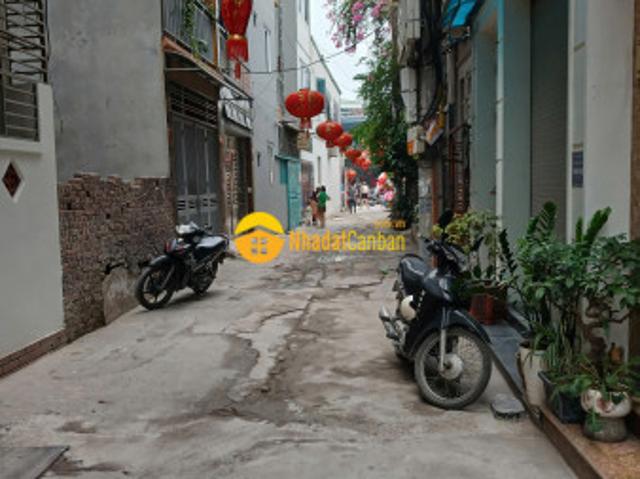 Cần bán nhà phố phú diễn đức diễn quận từ liêm ô tô vào nhà lô góc 54m2 giá 15.4 tỷ