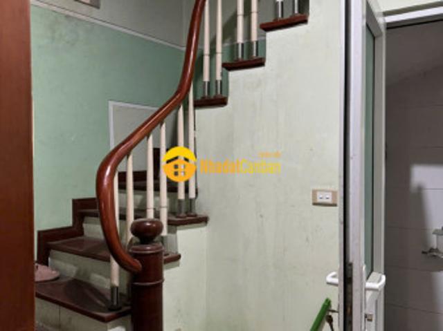 Cần bán nhà riêng phố thái hà, đống đa 28m x 5t, mt 4m giá 7.42 tỷ, cách ô tô 10m