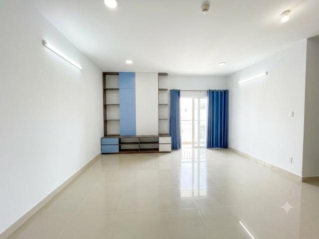 Cần bán nhanh CHCC Khuông Việt Tân Phú DT 76m2, 2PN, 2WC giá 4.2 tỷ