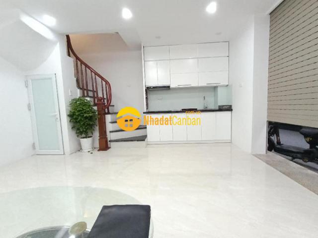 Cần bán nhanh phố kim mã, dt 51mx6 tầng, gần đường, giá 8.7 tỷ