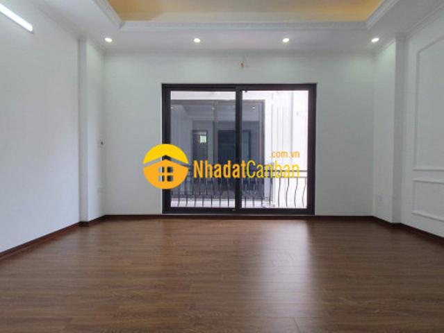 Cần bán nhanh trước tết căn nhà 3 tầng, 2 mặt tiền, dân xây mới đẹp long lanh tại đặng xá gia lâm