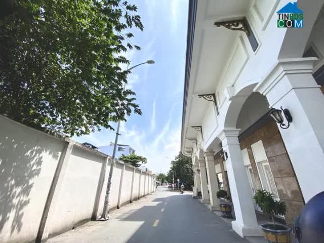 Cần Bán Biệt Thự Căn Góc Khu Làng Châu Âu The Pegasuite Tại Quận 8 _ TP HCM