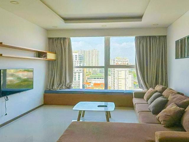 Cần bán Căn hộ tại Thảo Điền Pearl gồm 2 phòng ngủ tầng trung view xa lộ có diện tích 92m2