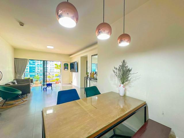 Cần bán Căn hộ tại Parkland An Phú tầng trung view hồ bơi gồm 2 phòng ngủ diện tích 115m2