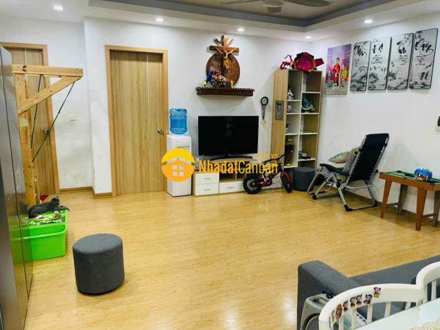 Cần bán căn hộ tầng 11 chung cư thanh hà cienco 5 69,48m2 6 toà cạnh bể bơi