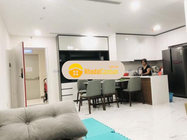 Cần bán căn hộ view sông hồng 2pn vuông vắn đẹp