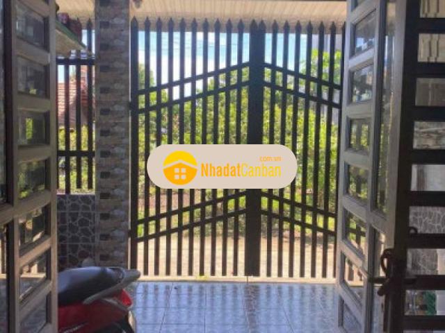 Cần bán căn nhà xã tây hoà