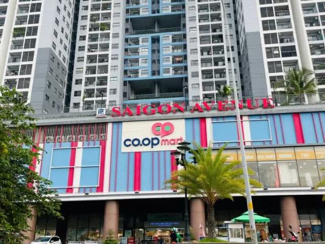 Cần bán gấp căn 2PN 1WC 47m2 sổ sẵn Saigon Avenue có nội thất giá chỉ 2.1 tỷ. Lh: 0902463