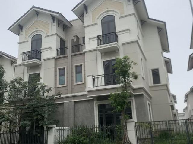 Cần bán gấp căn biệt thự Centa trục thông 135m2 khu Centa