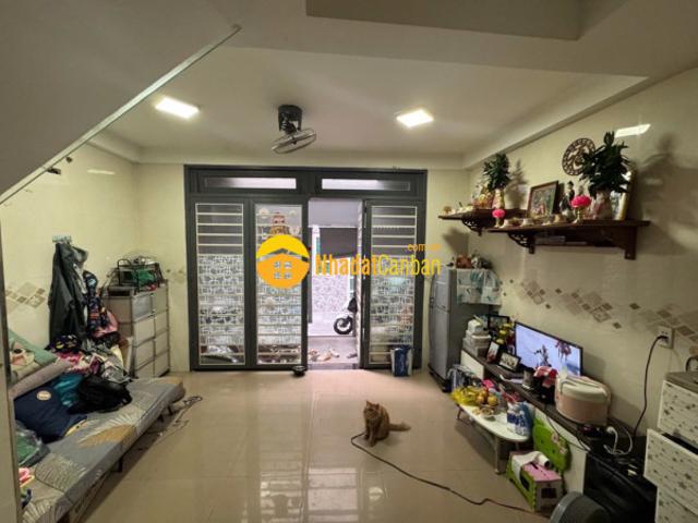 Cần bán gấp nhà cmt8 vip tân bình. 5 tầng. 35m2. Nhỉnh 6tỷ