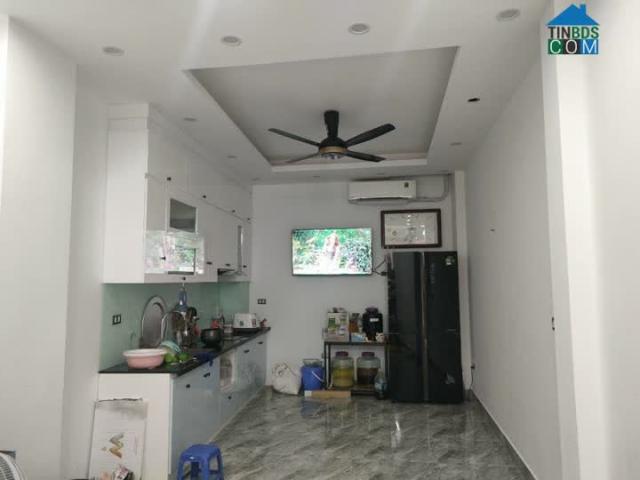 Cần bán gấp nhà chính chủ vị trí đẹp tại quận long biên, hà nội
