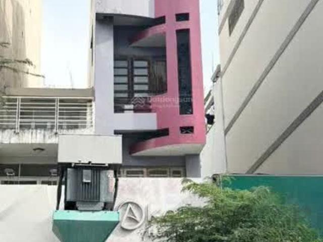 Cần Bán Gấp Nhà Mặt Tiền Quận 3 Hồ Chí Minh