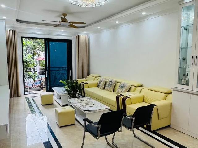 Cần Bán Gấp Nhà Ngọc Thụy 50m2 7T Dân Xây 2 Thoáng 13 Tỷ, KD Online, Ô Tô Đỗ Cửa, Full Nội Thất