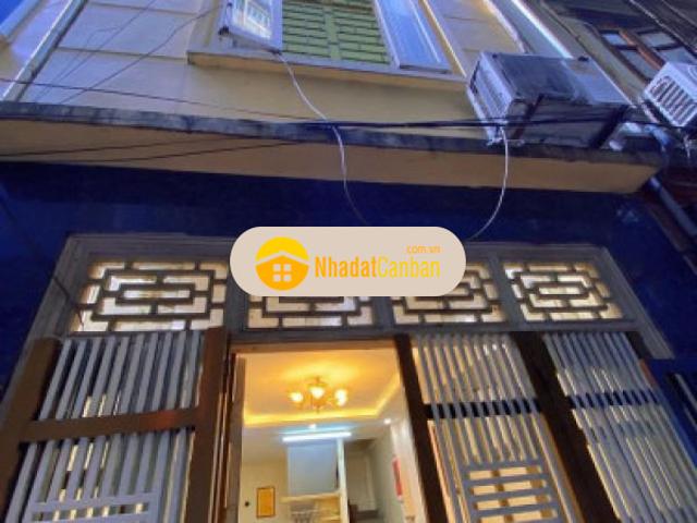 Cần bán gấp nhà đẹpở ngay ngõ 79 cầu giấy 32m2 5t