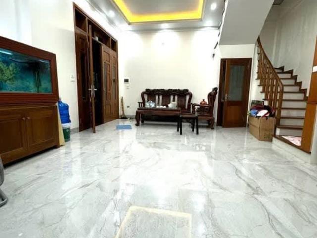 Cần Bán Gấp Nhà Phố Đinh Công Hạ, Hoàng Mai, Ngõ Rộng Ô Tô Thông, 5 Tầng Full Nội Thất, Nhỉnh 6 Tỷ