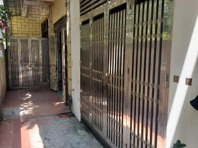 Cần bán gấp nhà phố Nam Dư 50m2, 4 tầng, 5pn, nhỉnh 8 tỷ khó có căn thứ 2