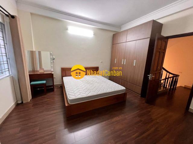 Cần bán gấp nhà phân lô kim giang 35m, đủ tiện ích dân trí tốt ở ngat chỉ 3,7 tỷ