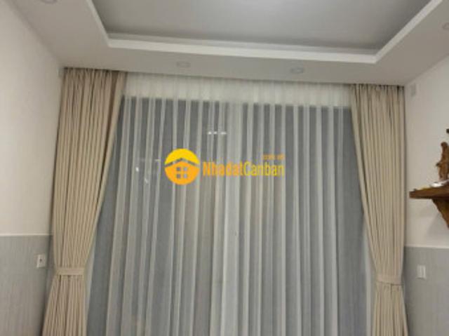 Cần bán gấp siêu phẩm 3 tầng. Luỹ bán bích. Tân phú. Hxh 4mx10m4pn. Công viên ngay sau nhà. Nhỉnh 5 tỷ