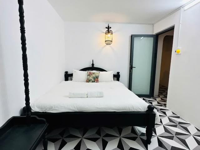 Cần bán Homestay mới đẹp 5 phòng ngủ tại Vĩnh Hy kinh doanh cho thuê tốt