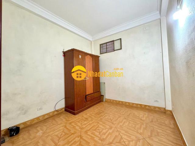 Cần bán luôn và ngay nhà ngõ hòa bình 7, hai bà trưng 42m x 4t giá 7.8 tỷ, căn góc, tự xây