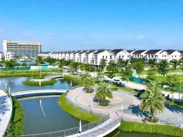 Căn biệt thự đang được săn đón nhất năm 2025