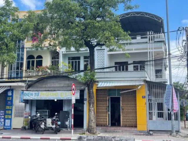 Căn góc hiếm – bám đường 31,86m – ngay trung tâm phố tương lai thông sân bay cũ ra biển gần. 2