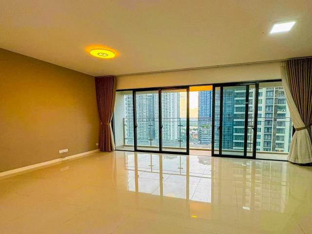 Căn hộ bán tại Estella Heights An Phú tầng cao gồm 3 phòng ngủ view đẹp với diện tích 150m2
