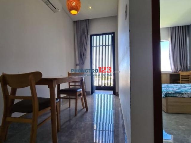 Căn hộ cao cấp full nội thất _ ngay chợ hòa xuân, đường văn tiến dũng