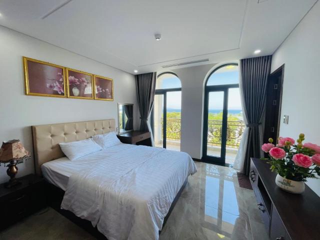 LUXURY APARTMENT 2 BEDROOMS SEA VIEW NGU HANH SON